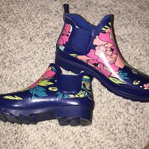 cute spring/summer rain booties